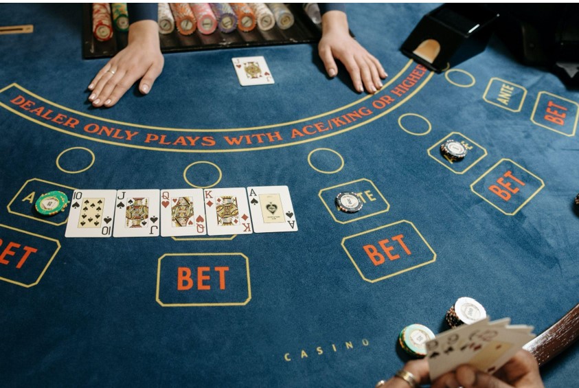 Baccarat Demystified: A Beginner’s Guide to Winning post thumbnail image